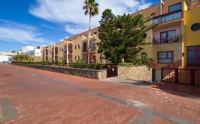 Giraud II - Secluded Beachfront Duplex